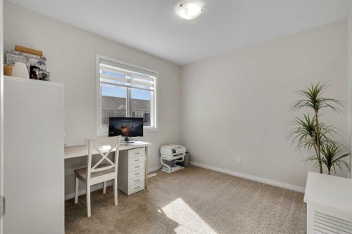 177 Yorkville Manor Sw, Calgary, AB 