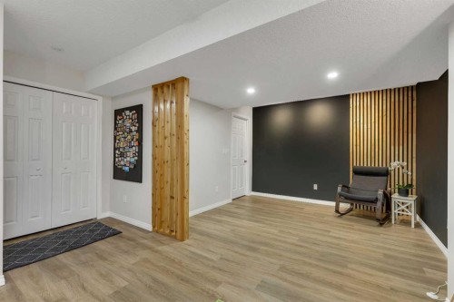 177 Yorkville Manor Sw, Calgary, AB 