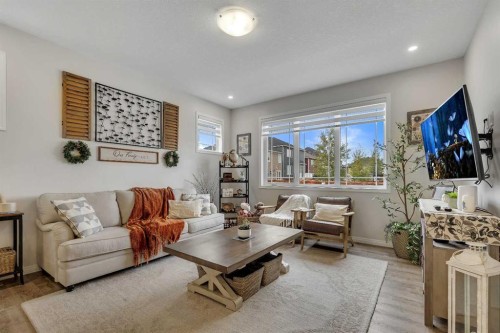 177 Yorkville Manor Sw, Calgary, AB 