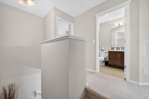40 Sunvalley Road, Cochrane, AB 