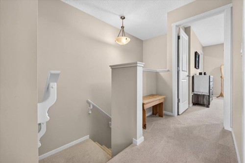 40 Sunvalley Road, Cochrane, AB 