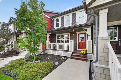 40 Sunvalley Road, Cochrane, AB 