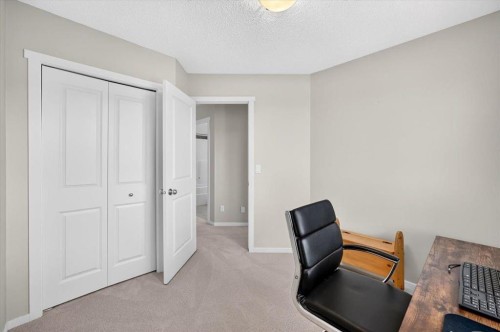 40 Sunvalley Road, Cochrane, AB 