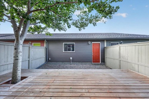40 Sunvalley Road, Cochrane, AB 