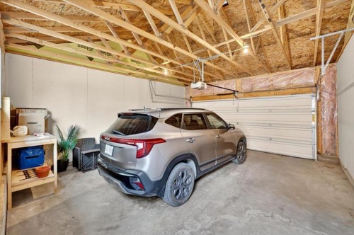 40 Sunvalley Road, Cochrane, AB 