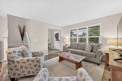 40 Sunvalley Road, Cochrane, AB 