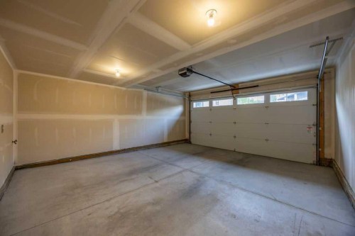 217-7820 Spring Willow Drive Sw, Calgary, AB 