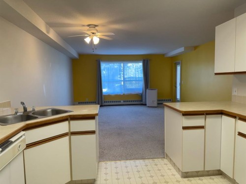 204-105 7 Avenue Se, High River, AB 