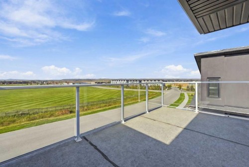125 South Harmony Drive, Rural Rocky View County, AB 
