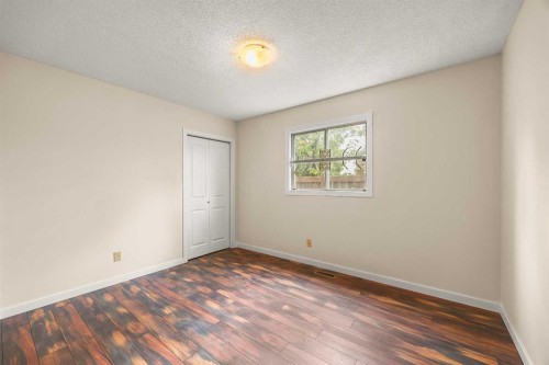 172 Sandpiper Circle Nw, Calgary, AB 