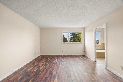 172 Sandpiper Circle Nw, Calgary, AB 