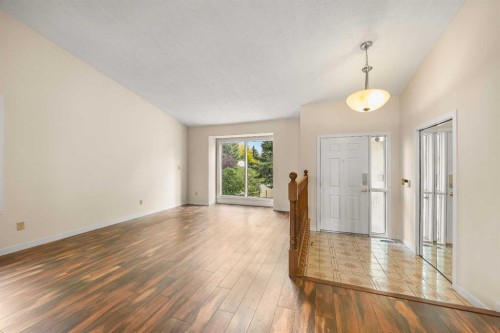 172 Sandpiper Circle Nw, Calgary, AB 