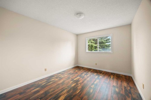 172 Sandpiper Circle Nw, Calgary, AB 