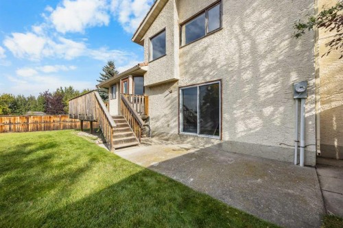 172 Sandpiper Circle Nw, Calgary, AB 