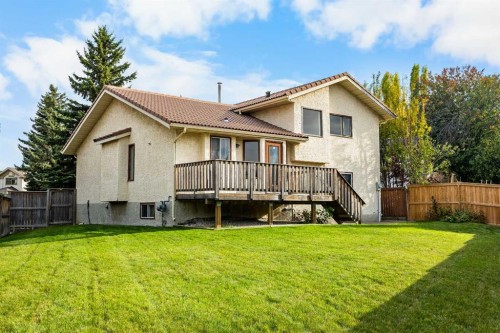 172 Sandpiper Circle Nw, Calgary, AB 