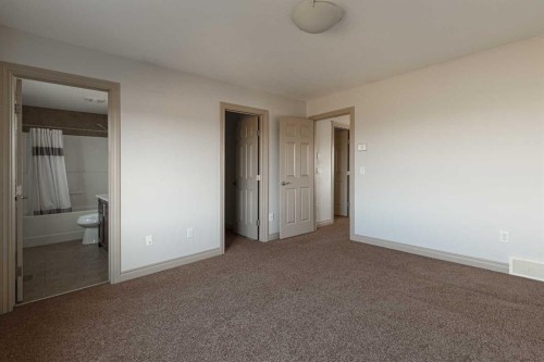 200 Evansborough Way Nw, Calgary, AB 