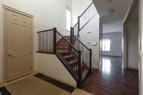 200 Evansborough Way Nw, Calgary, AB 