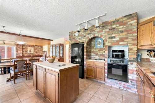 952 Edgemont Road Nw, Calgary, AB 