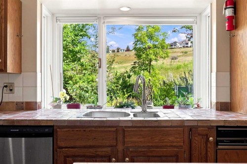 952 Edgemont Road Nw, Calgary, AB 