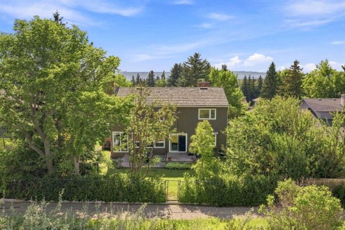 952 Edgemont Road Nw, Calgary, AB 