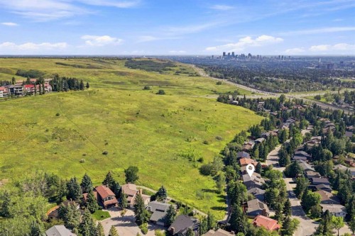 952 Edgemont Road Nw, Calgary, AB 