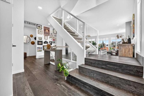 32 Cranbrook Bay Se, Calgary, AB 