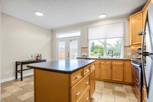 2705 11 Avenue Se, Calgary, AB 