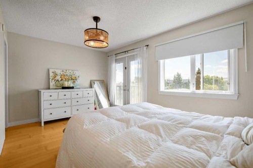 2705 11 Avenue Se, Calgary, AB 