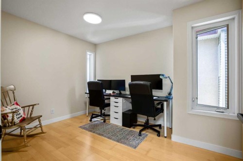 2705 11 Avenue Se, Calgary, AB 