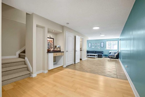 2705 11 Avenue Se, Calgary, AB 