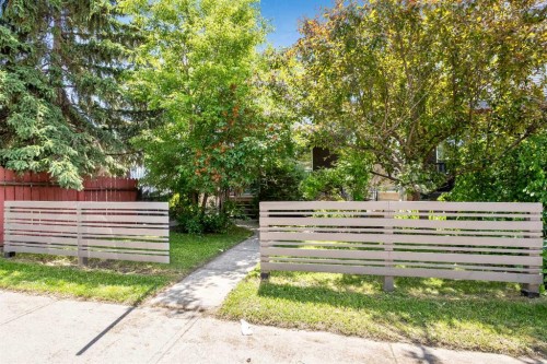 2705 11 Avenue Se, Calgary, AB 