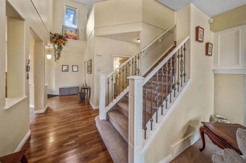 160 Royal Oak Heights Nw, Calgary, AB 