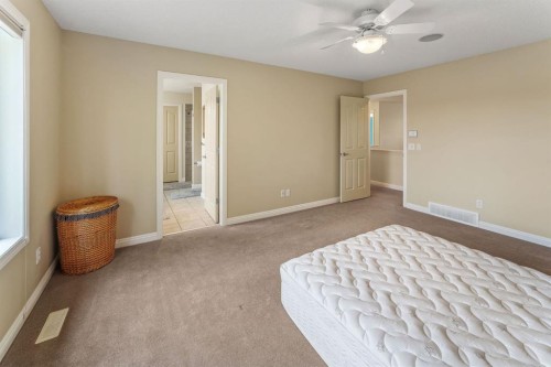 160 Royal Oak Heights Nw, Calgary, AB 