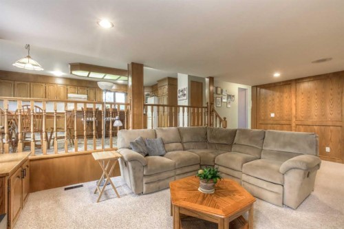 14 Varview Place Nw, Calgary, AB 
