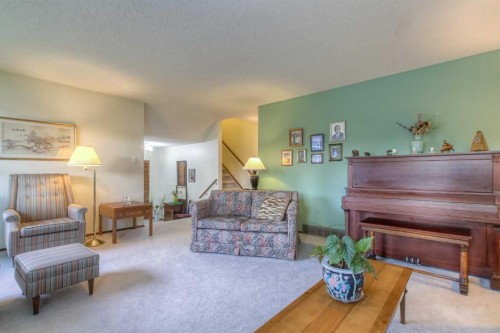 14 Varview Place Nw, Calgary, AB 