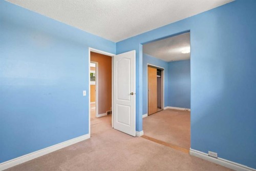 820 Canford Crescent Sw, Calgary, AB 