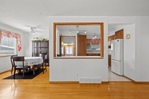 1307 Radisson Drive Se, Calgary, AB 