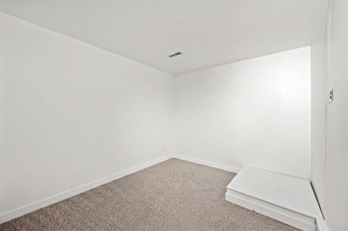 1307 Radisson Drive Se, Calgary, AB 