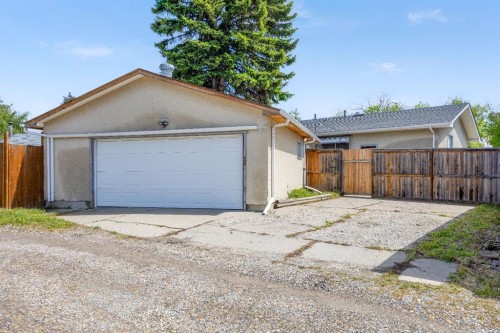 1307 Radisson Drive Se, Calgary, AB 