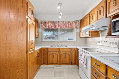 1307 Radisson Drive Se, Calgary, AB 