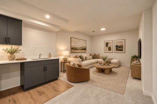 37 Sora Gardens Se, Calgary, AB 
