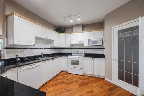1306-1306 Lake Fraser Court Se, Calgary, AB 