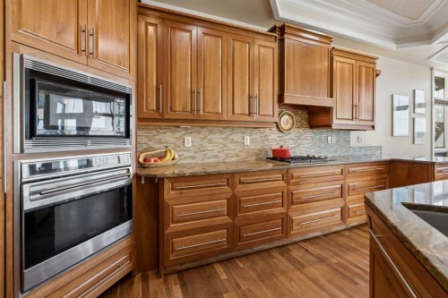 126 Mt Douglas Close Se, Calgary, AB 