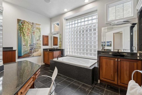 126 Mt Douglas Close Se, Calgary, AB 