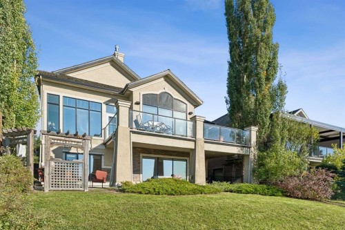 126 Mt Douglas Close Se, Calgary, AB 