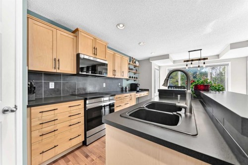 2071 Reunion Boulevard Nw, Airdrie, AB 