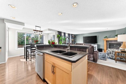2071 Reunion Boulevard Nw, Airdrie, AB 