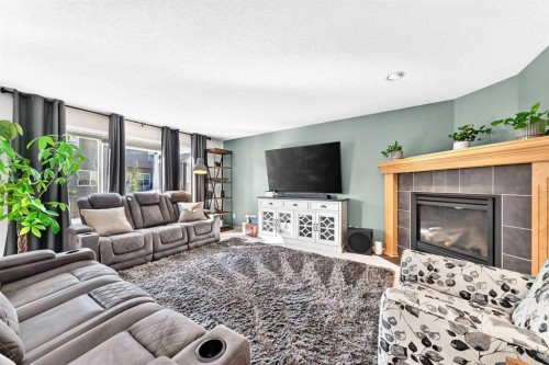 2071 Reunion Boulevard Nw, Airdrie, AB 