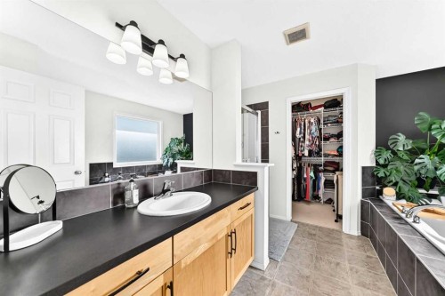 2071 Reunion Boulevard Nw, Airdrie, AB 