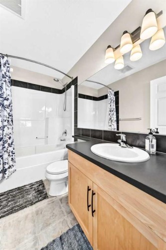 2071 Reunion Boulevard Nw, Airdrie, AB 